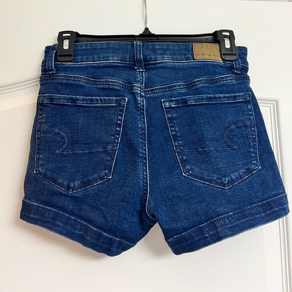 American Eagle Blue Denim Jean Shorts With Double Sided Button Up - Picture 2 of 2